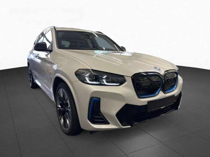 BMW iX3 M-Sport 360/Head-Up/ACC/HarmanKardon + ГАРАНЦИЯ, снимка 2 - Автомобили и джипове - 49374526