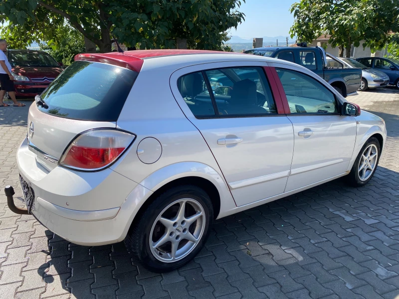 Opel Astra 2.0 turbo, снимка 5 - Автомобили и джипове - 50795383