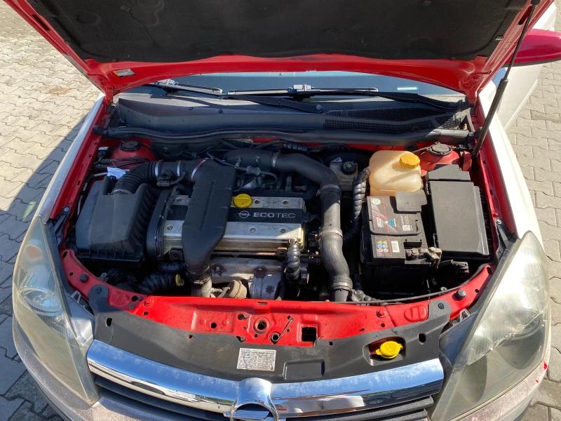 Opel Astra 2.0 turbo, снимка 15 - Автомобили и джипове - 50795383