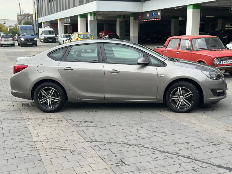 Opel Astra J сервизна история TOP!, снимка 4 - Автомобили и джипове - 52026714