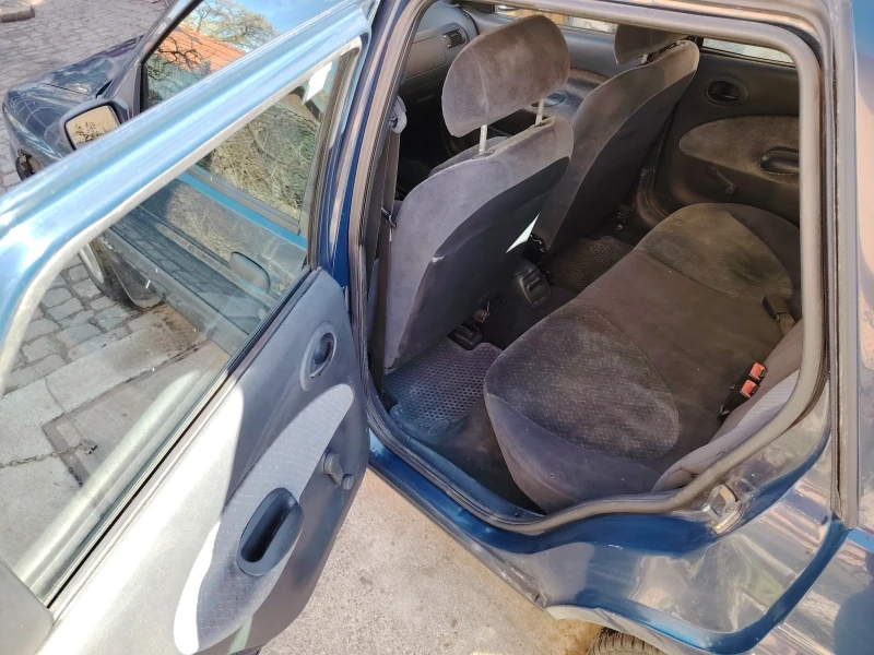 Ford Escort 1.8, снимка 10 - Автомобили и джипове - 53138115