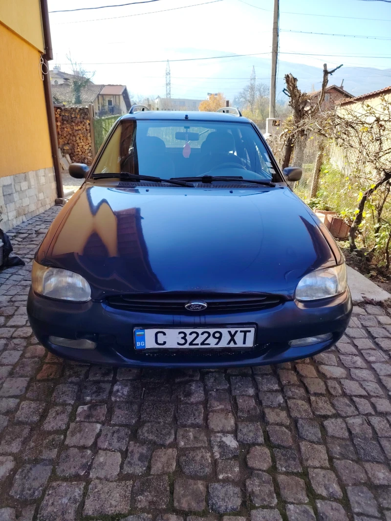 Ford Escort 1.8, снимка 2 - Автомобили и джипове - 53138115