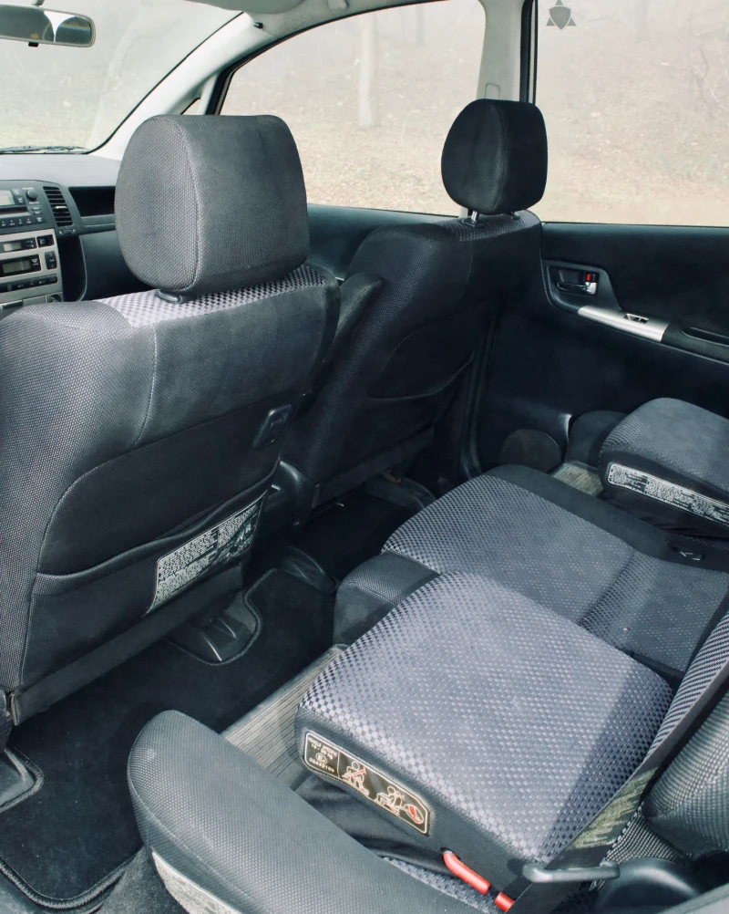 Toyota Corolla verso ПЕРФЕКТНА / КЛИМАТРОНИК / ТОП, снимка 11 - Автомобили и джипове - 53222003