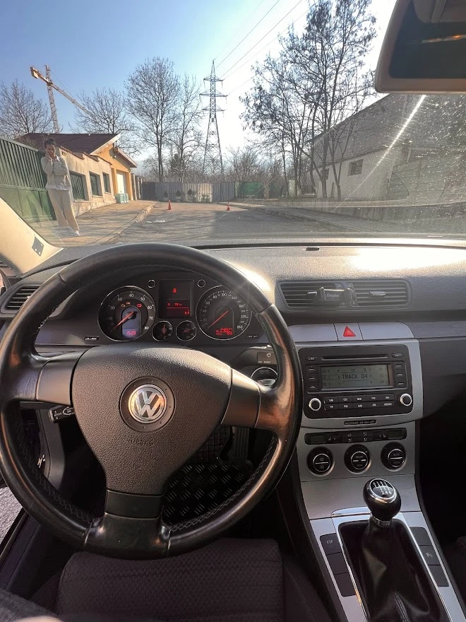 VW Passat, снимка 7 - Автомобили и джипове - 46969098