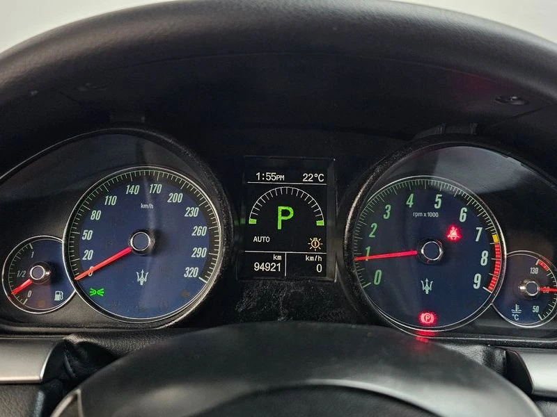 Maserati GranTurismo 4.7 SPORT* КОЖА* ПОДГРЕВ* КАМЕРИ* BOSE, снимка 7 - Автомобили и джипове - 55466113