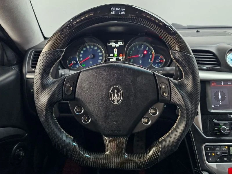 Maserati GranTurismo 4.7 SPORT* КОЖА* ПОДГРЕВ* КАМЕРИ* BOSE, снимка 10 - Автомобили и джипове - 55466113