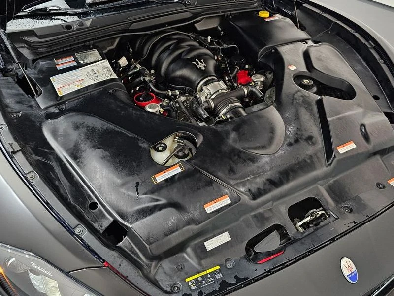 Maserati GranTurismo 4.7 SPORT* КОЖА* ПОДГРЕВ* КАМЕРИ* BOSE, снимка 5 - Автомобили и джипове - 55466113