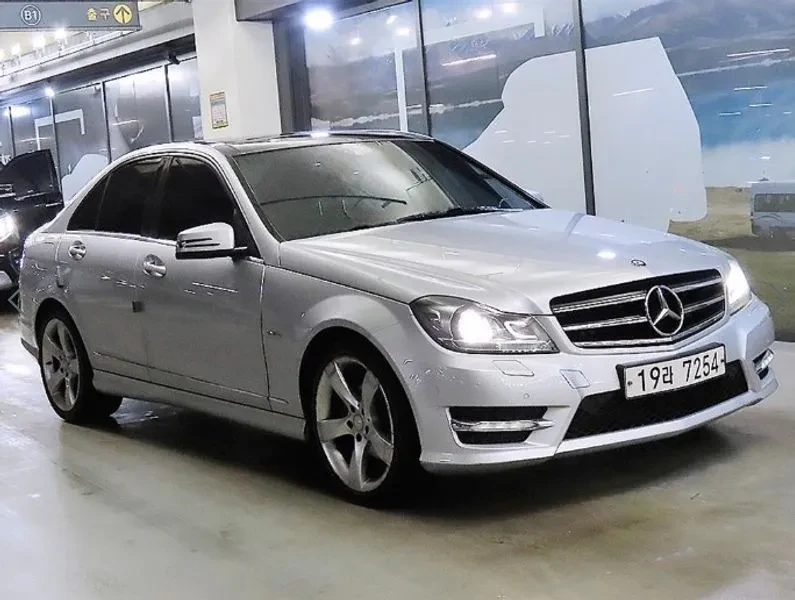 Mercedes-Benz C 220 4MATIC - ���� 30% ����� | Mobile.bg � ����������� 2