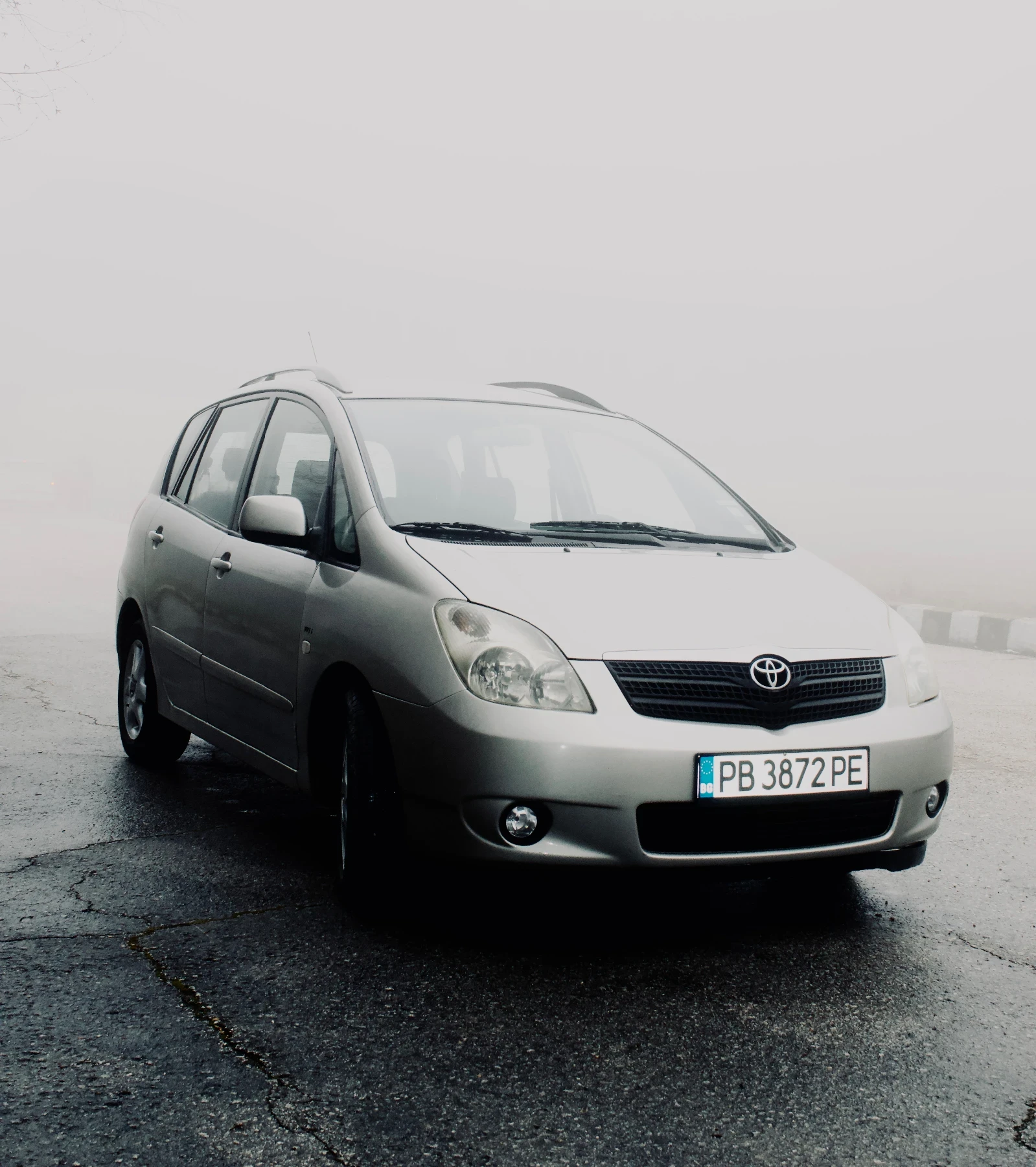 Toyota Corolla verso ПЕРФЕКТНА / КЛИМАТРОНИК / ТОП, снимка 1