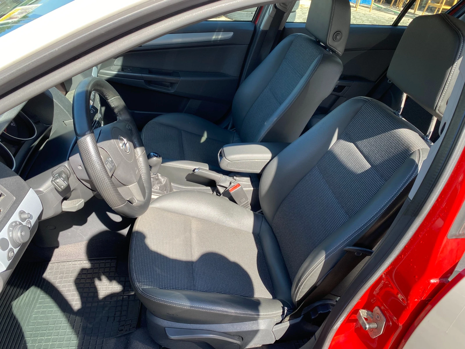 Opel Astra 2.0 turbo - изображение 9