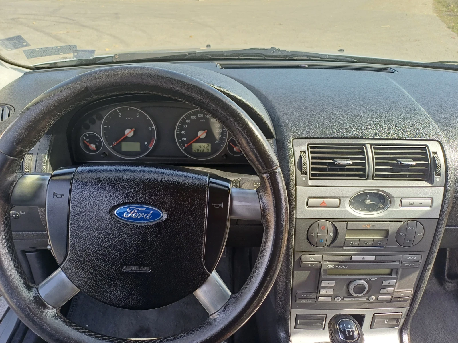 Ford Mondeo  - изображение 10
