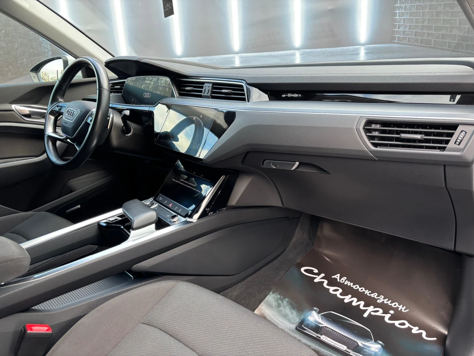 Audi E-Tron 57000км. - изображение 10