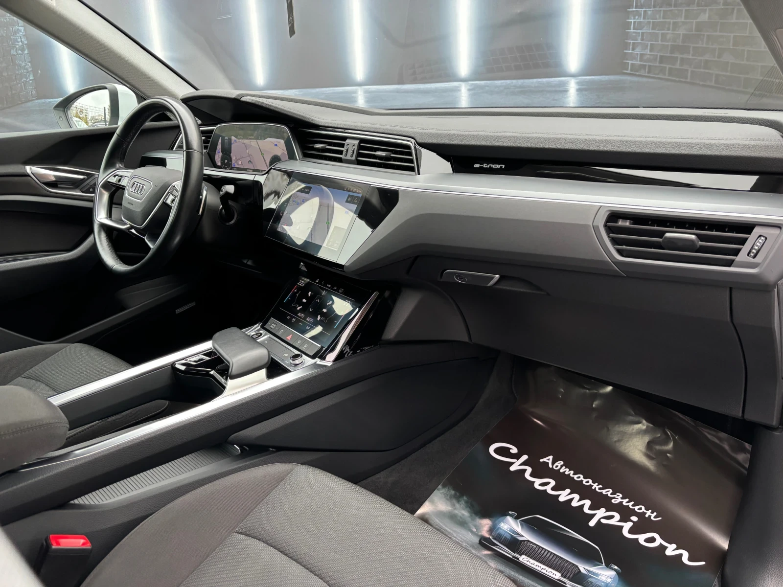 Audi E-Tron 57000км. - изображение 9