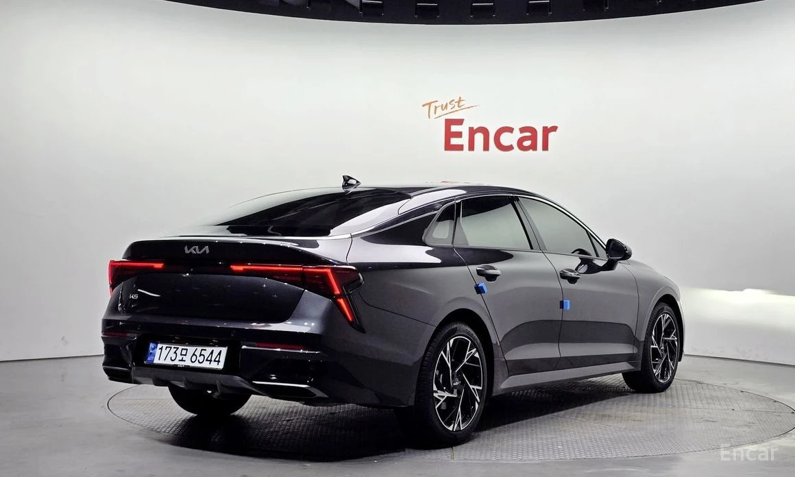 Kia K5  - изображение 2