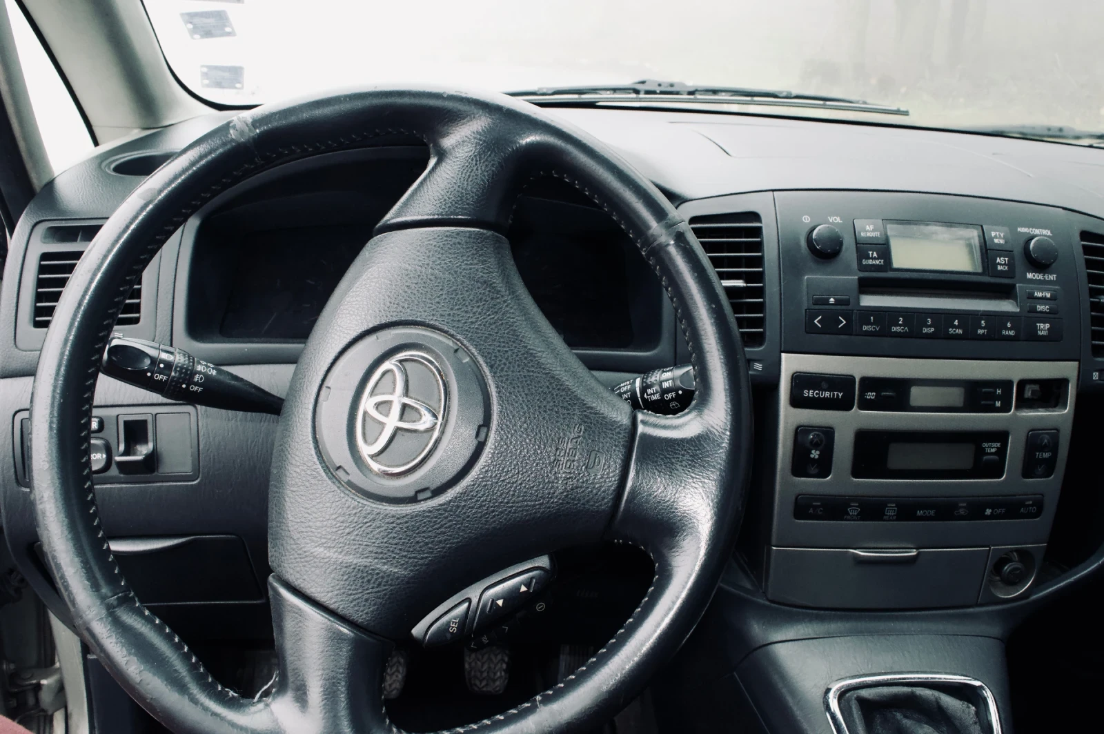 Toyota Corolla verso ��������� / ����������� / ��� | Mobile.bg � ����������� 14