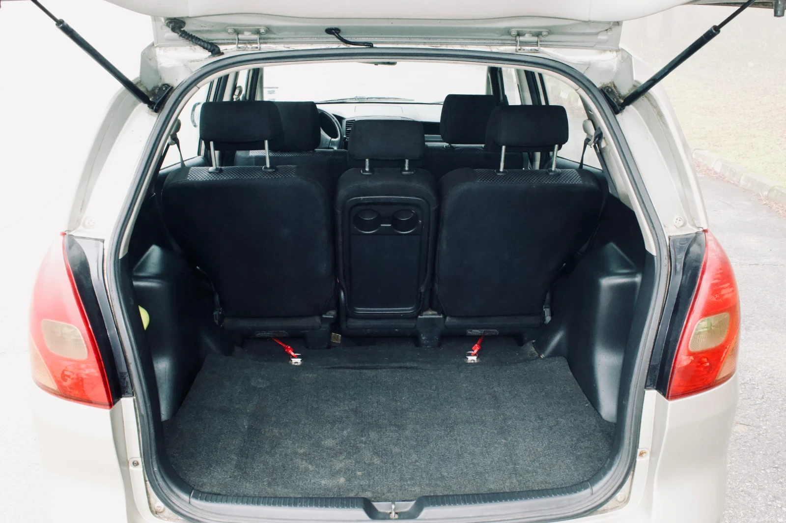 Toyota Corolla verso ��������� / ����������� / ��� | Mobile.bg � ����������� 9