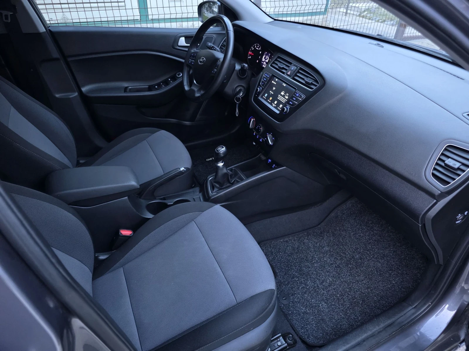 Hyundai I20 Active GO 1.25i NAVI KAMERA LED 62.000KM | Mobile.bg � ����������� 11