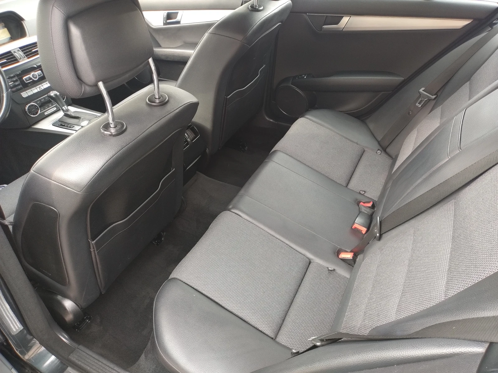 Mercedes-Benz C 220 2.2 CDI FACE LIFT AVANTGARDE , снимка 11 - Автомобили и джипове - 53926517