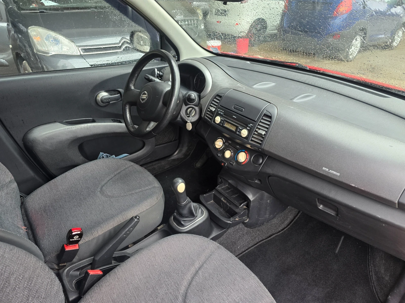 Nissan Micra 1.5 перфектна, снимка 9 - Автомобили и джипове - 54089121