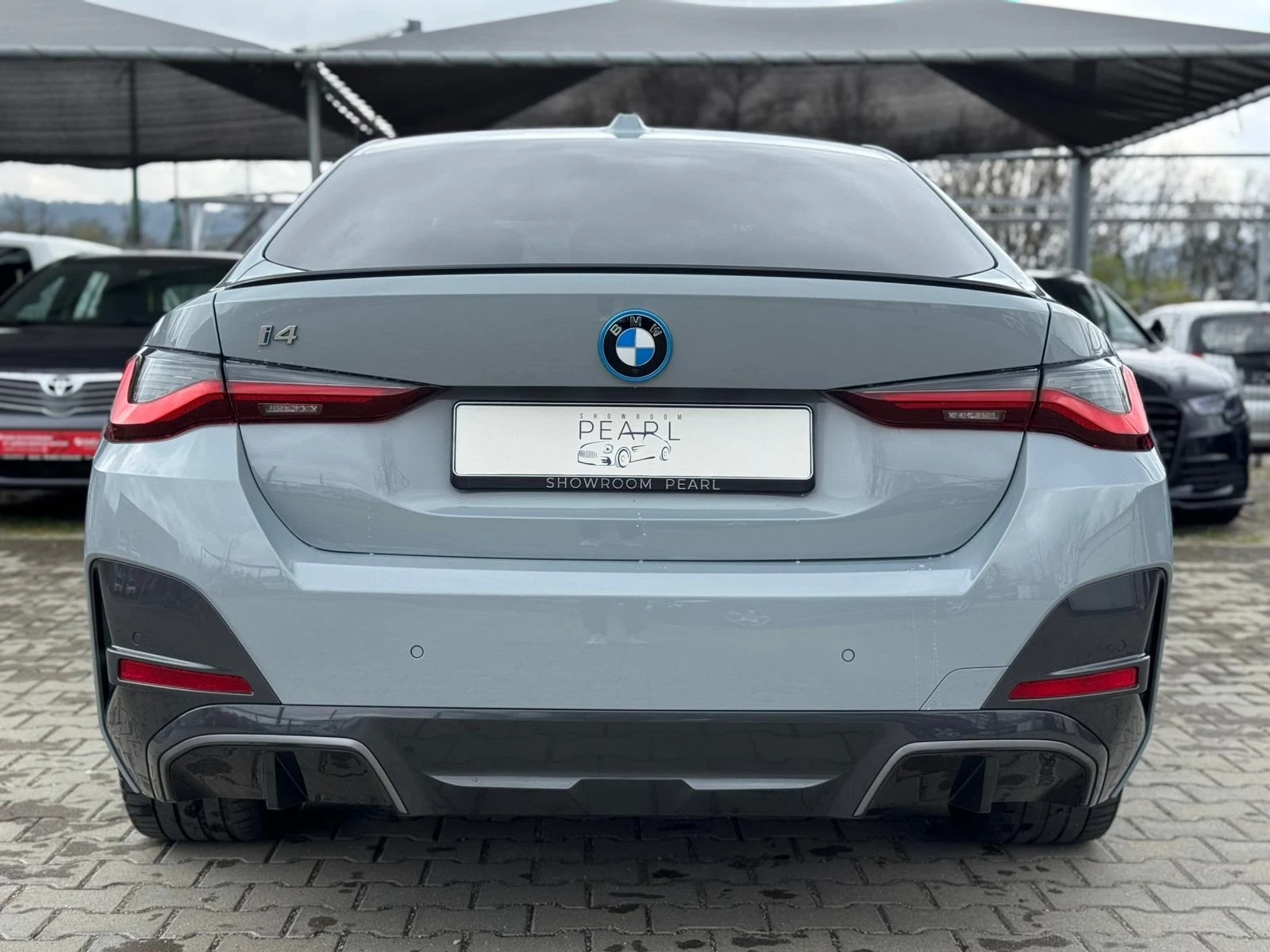 BMW i4 40 eDrive M Sport Laser ACC HUD H/K Гаранция, снимка 4 - Автомобили и джипове - 54158471