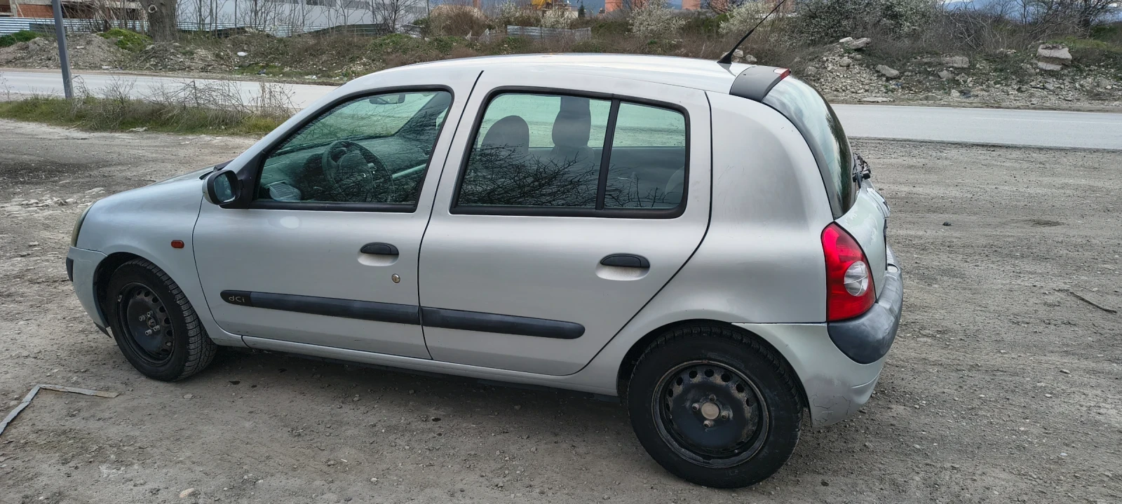 Renault Clio, снимка 3 - Автомобили и джипове - 54181739