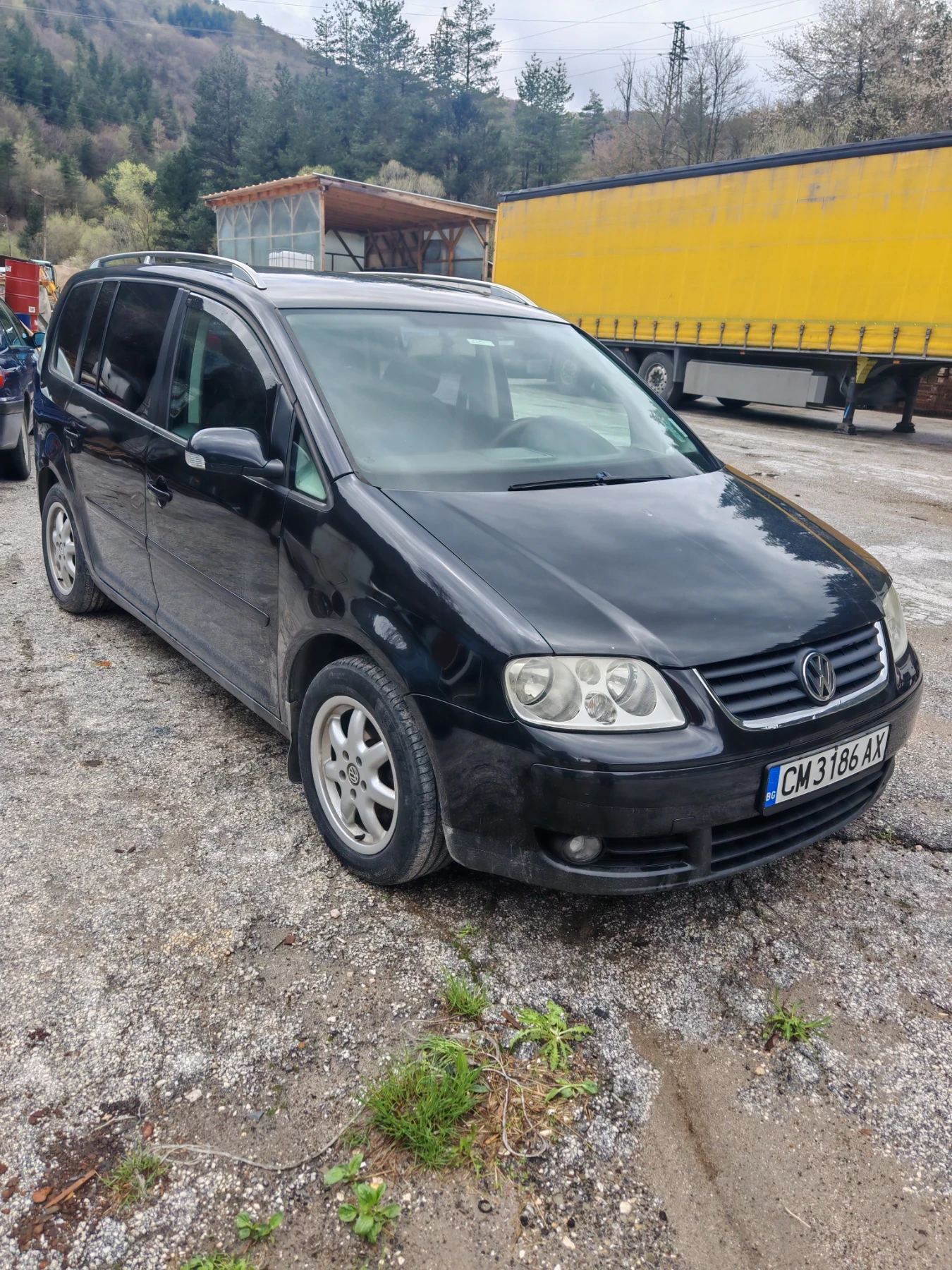 VW Touran 1.9tdi, снимка 2 - Автомобили и джипове - 54300519
