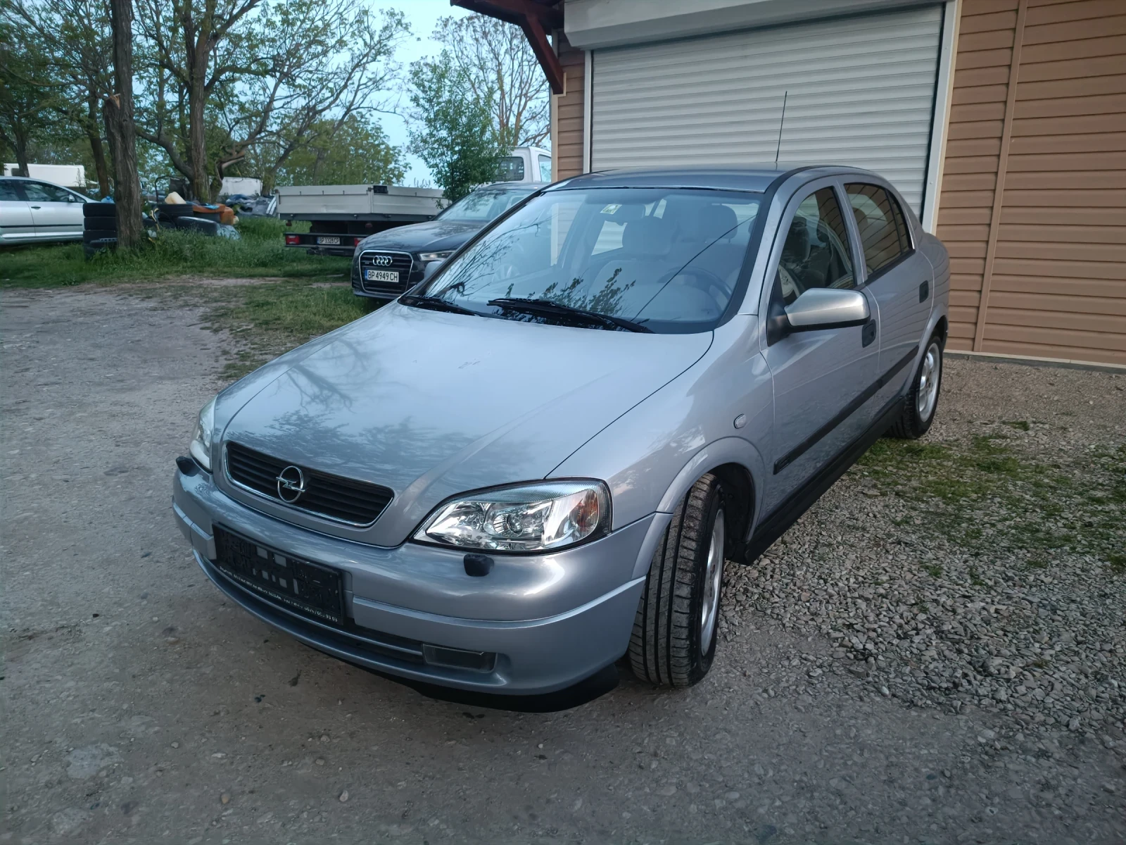 Opel Astra 1.8 avtomat 125 ks, снимка 10 - Автомобили и джипове - 54356435