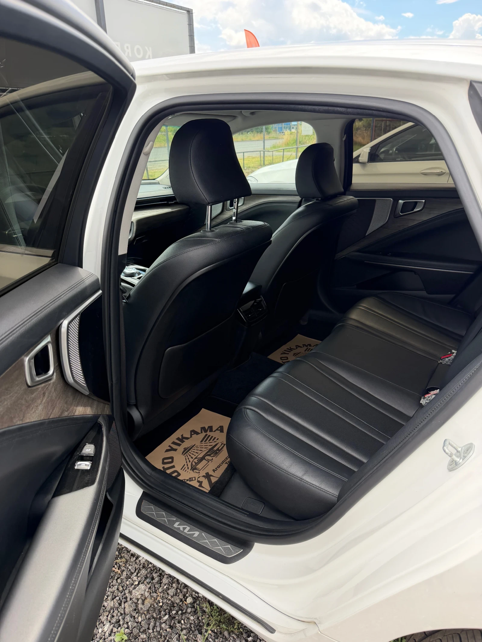 Kia K8 НАЛИЧНА* LPG, снимка 10 - Автомобили и джипове - 55050712