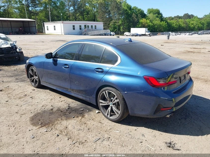 BMW 330 * 360* Ambient Light* Head-up* ПОДГРЕВ* LASER* , снимка 5 - Автомобили и джипове - 55058440