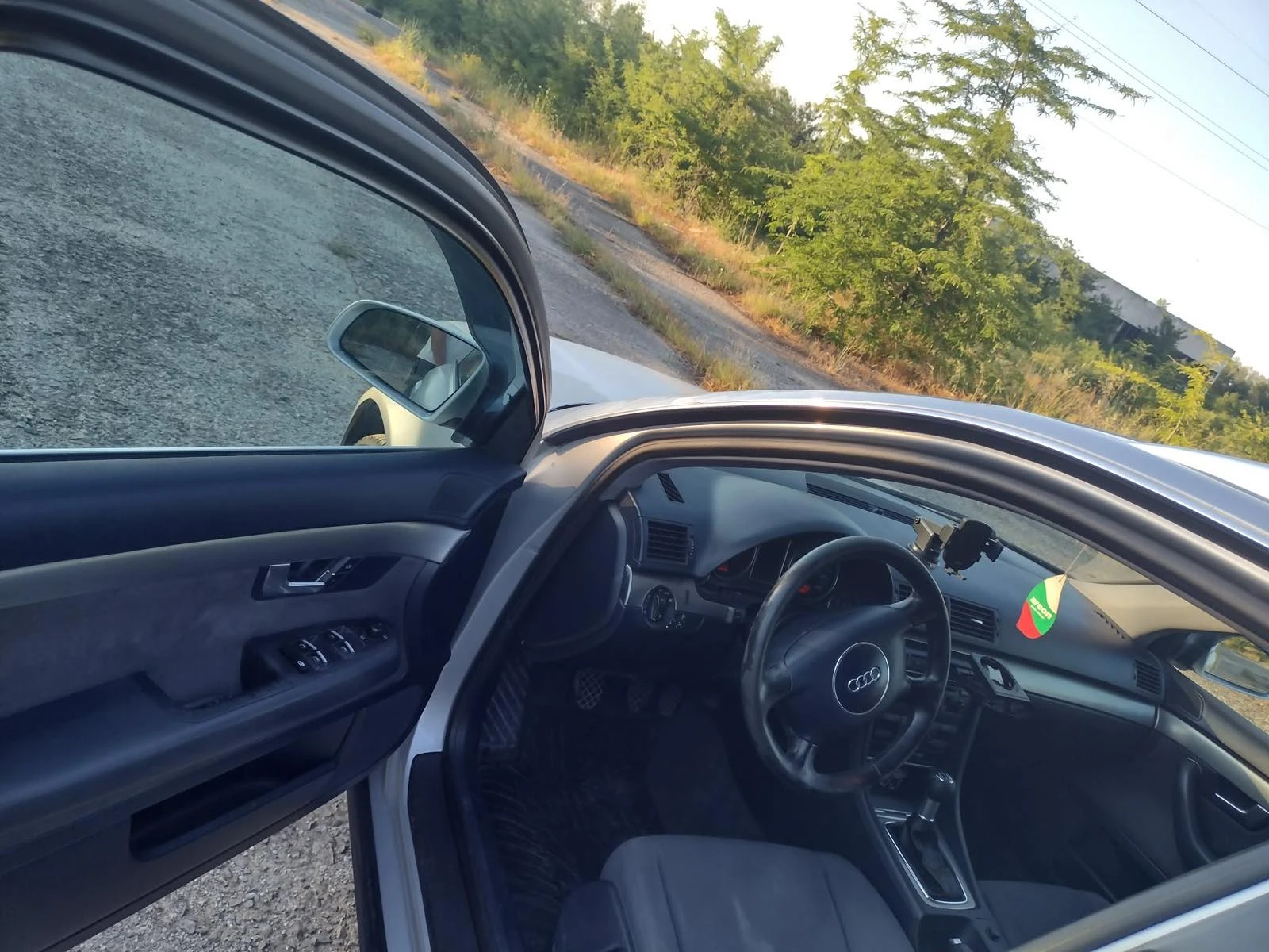 Audi A4 1.9, снимка 4 - Автомобили и джипове - 55157745