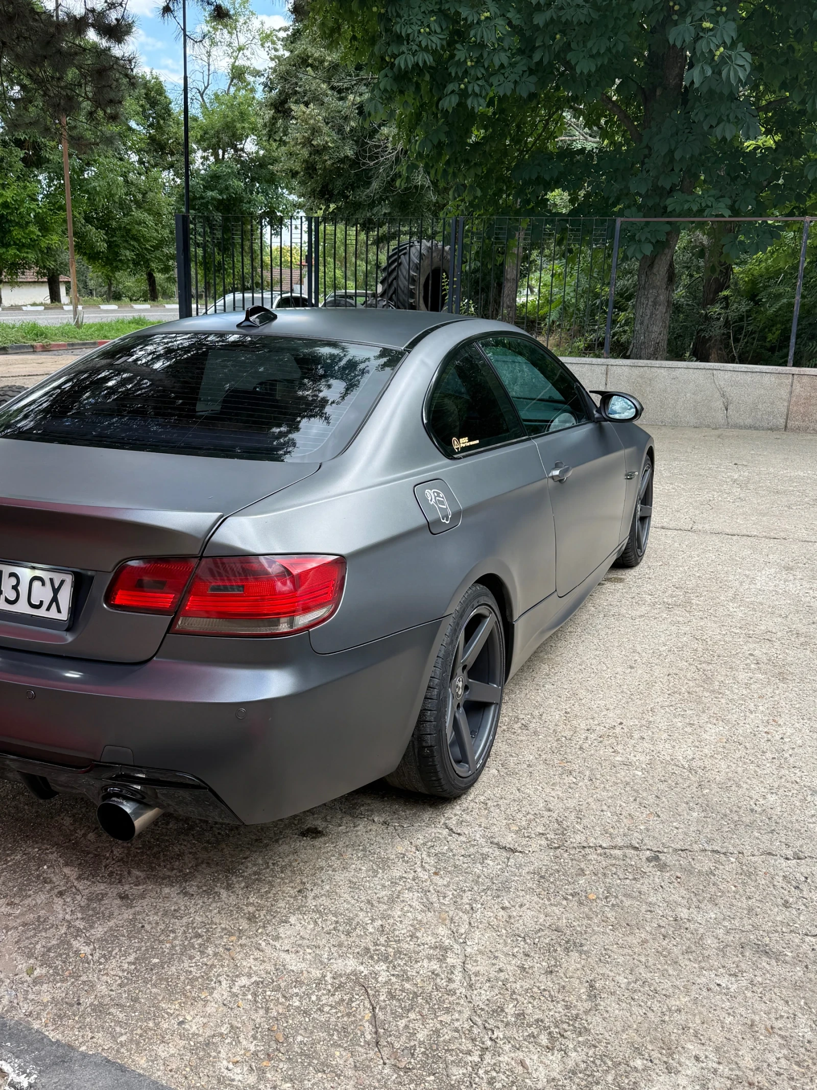 BMW 335 335i, снимка 4 - Автомобили и джипове - 55175114
