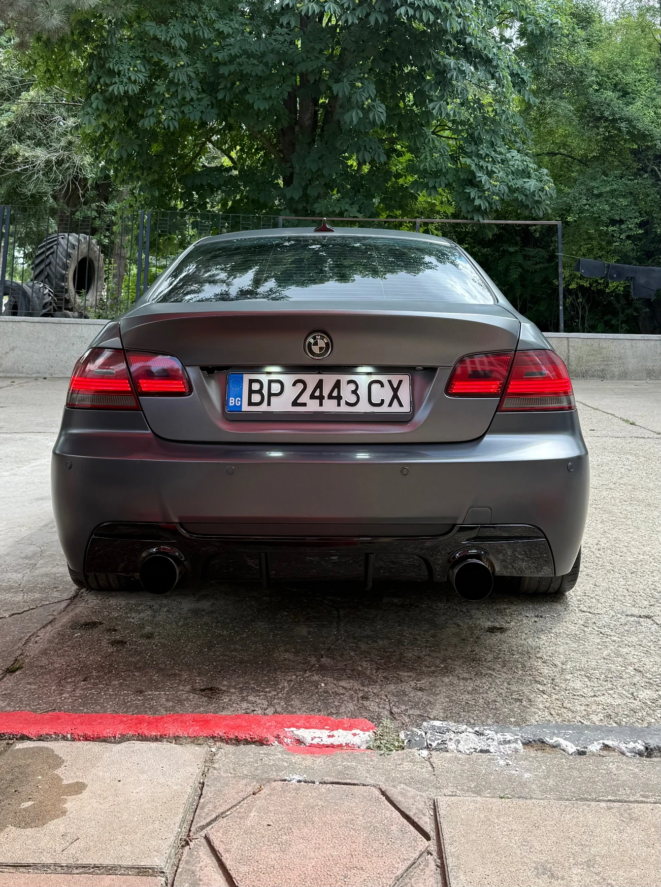 BMW 335 335i, снимка 2 - Автомобили и джипове - 56640589