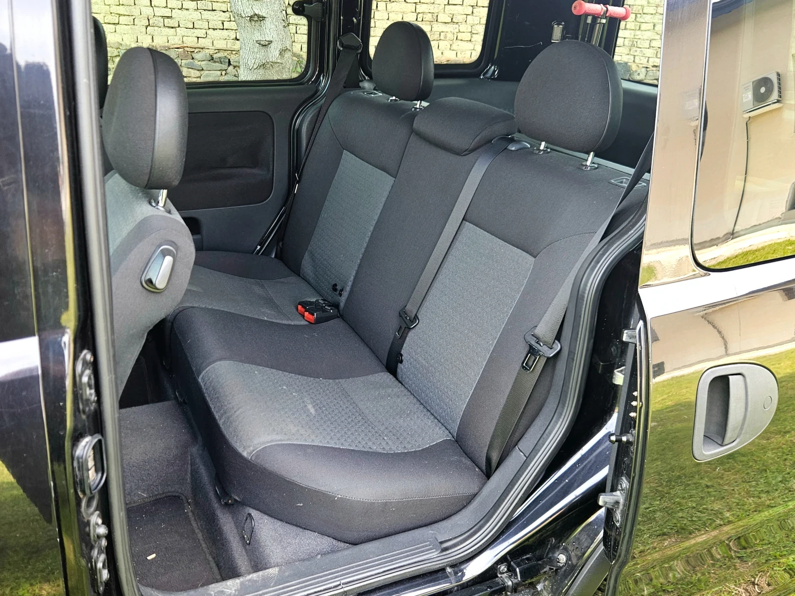 Opel Combo 1.7 CDTI NAVIGATION-, снимка 10 - Автомобили и джипове - 55693597