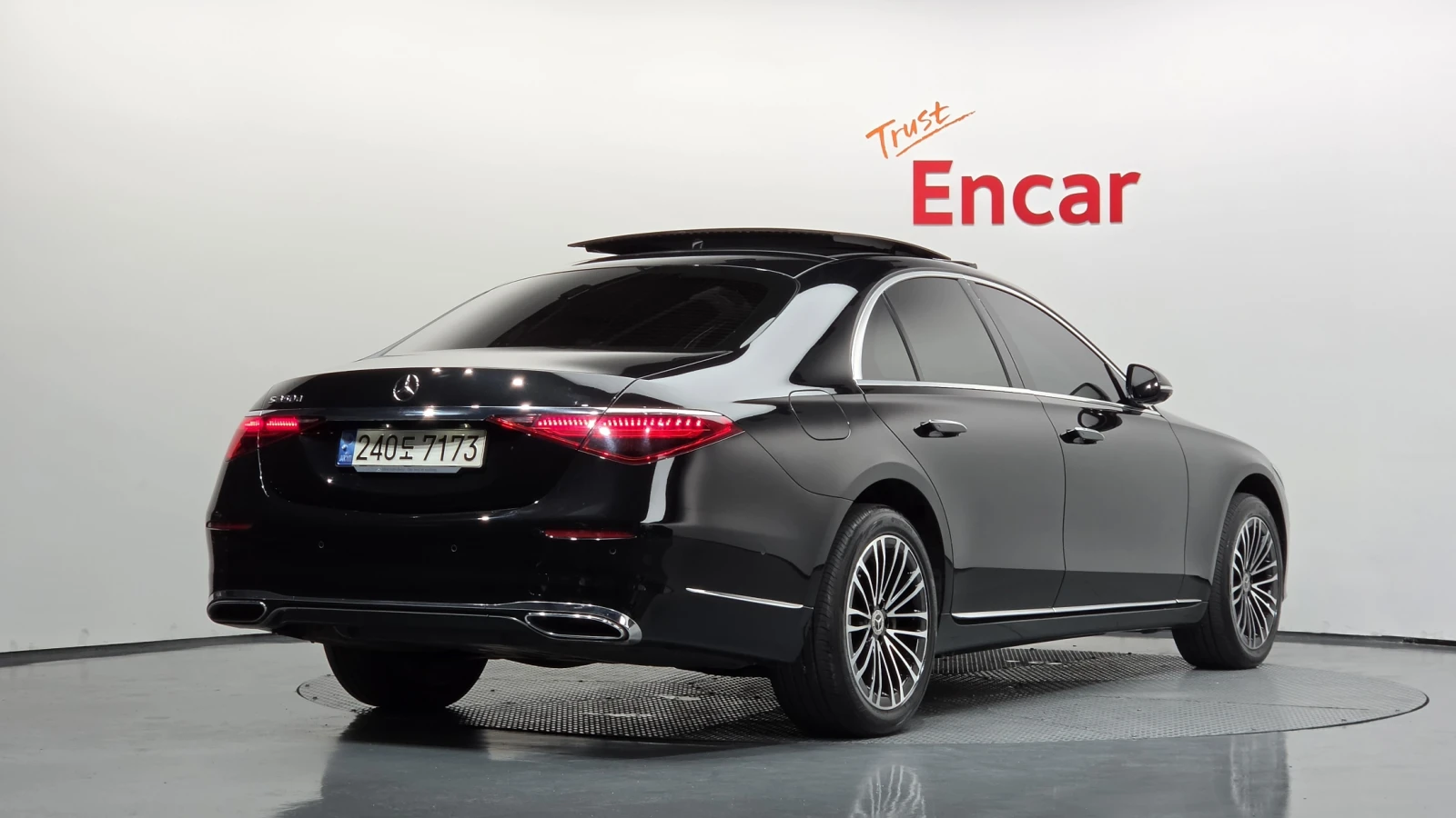 Mercedes-Benz S 350 d* BLIND SPOT* 360* ЕЛ. БАГАЖНИК* HUD* КРАЙНА ЦЕНА, снимка 2 - Автомобили и джипове - 55983807