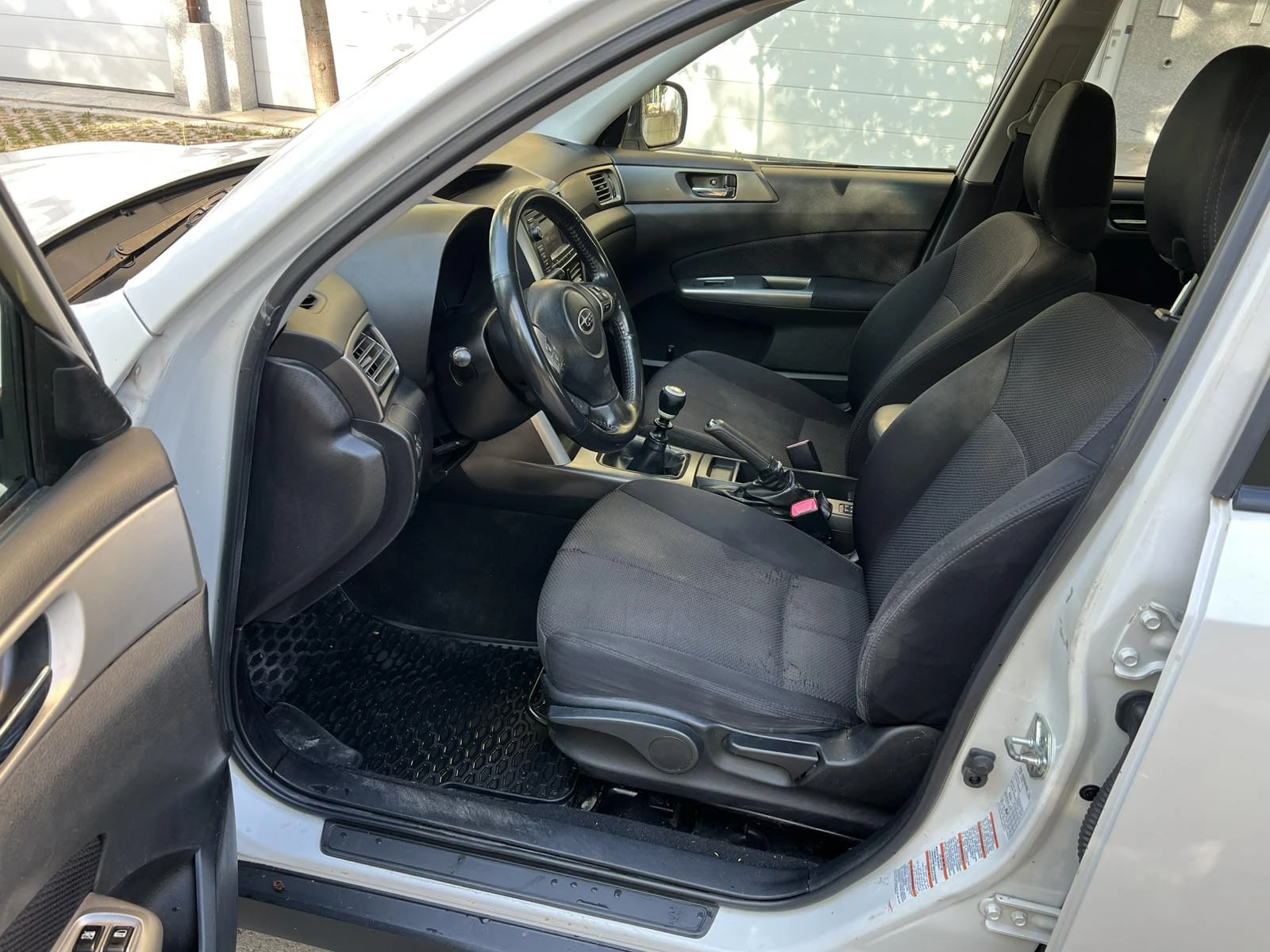 Subaru Forester София, 6 Скорости, снимка 8 - Автомобили и джипове - 56062135