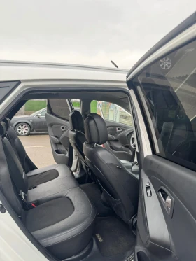 Hyundai IX35 1.7CRDi Facelift Кожа !СМЕНЕНИ ВЕРИГИ!, снимка 13