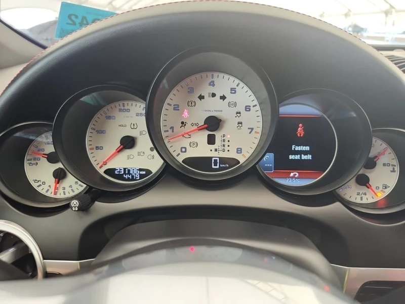 Porsche Cayenne * AWD 4DR * CARFAX * , снимка 9 - Автомобили и джипове - 52727054