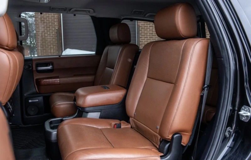 Toyota Sequoia PLATINUM * * JBL * * ОБДУХВАНЕ * * CARFAX * * , снимка 13 - Автомобили и джипове - 53194992