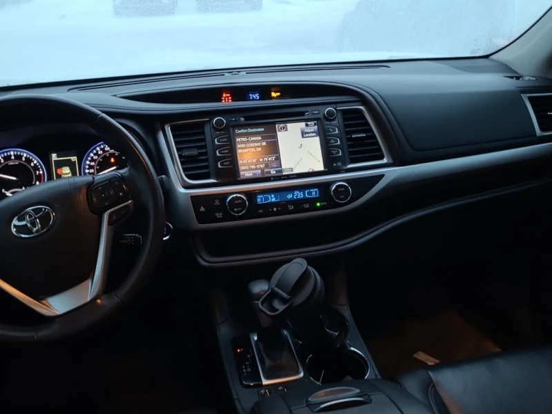 Toyota Highlander * XLE * CARFAX * , снимка 11 - Автомобили и джипове - 53327537