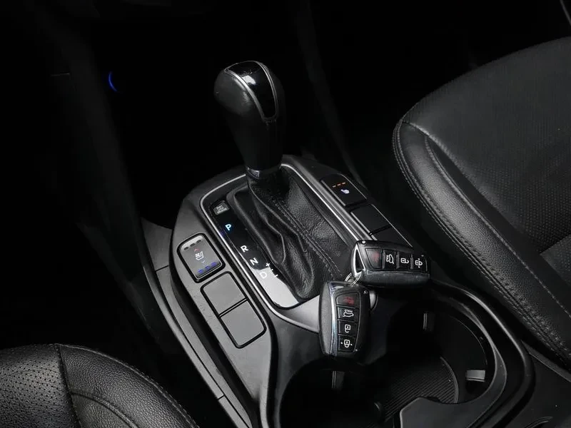 Hyundai Santa fe 2.0, снимка 9 - Автомобили и джипове - 54256837