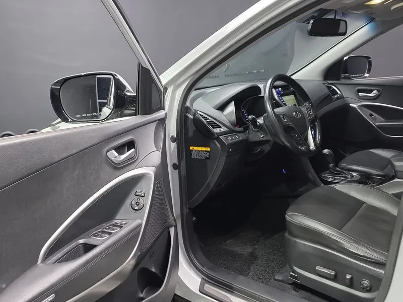 Hyundai Santa fe 2.0, снимка 10 - Автомобили и джипове - 54256837