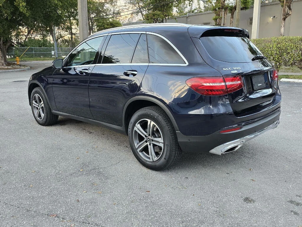 Mercedes-Benz GLC 300 AMG-Line HeadUp* АвтоКредит* (ЦЕНА ДО БГ) - изображение 3