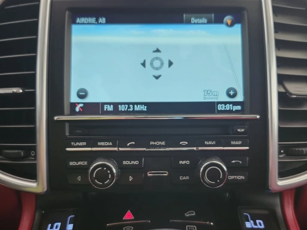 Porsche Cayenne * AWD 4DR * CARFAX *  - изображение 10