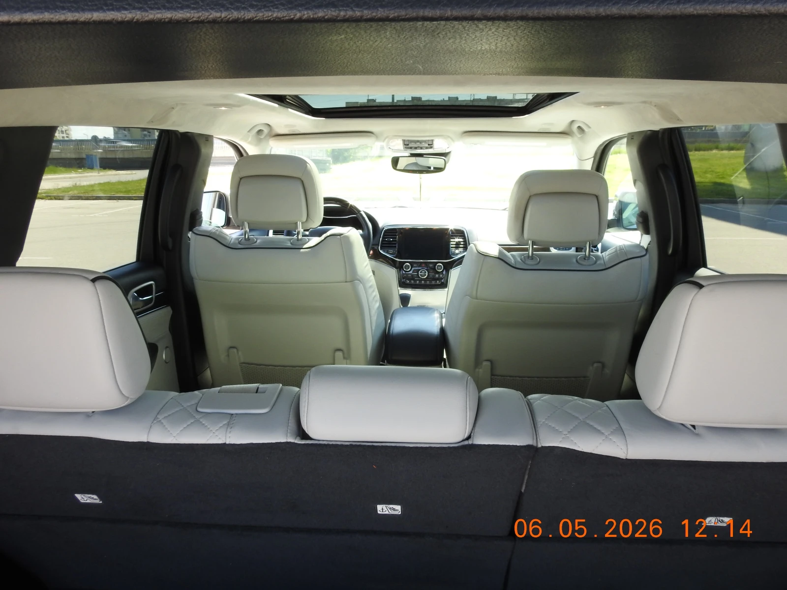 Jeep Grand cherokee Summit, снимка 14 - Автомобили и джипове - 54440409