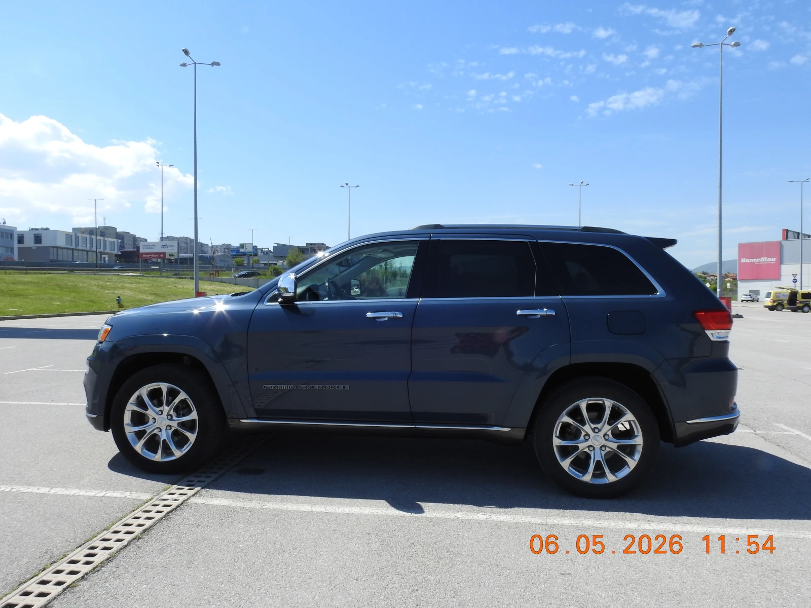 Jeep Grand cherokee Summit, снимка 8 - Автомобили и джипове - 54440409