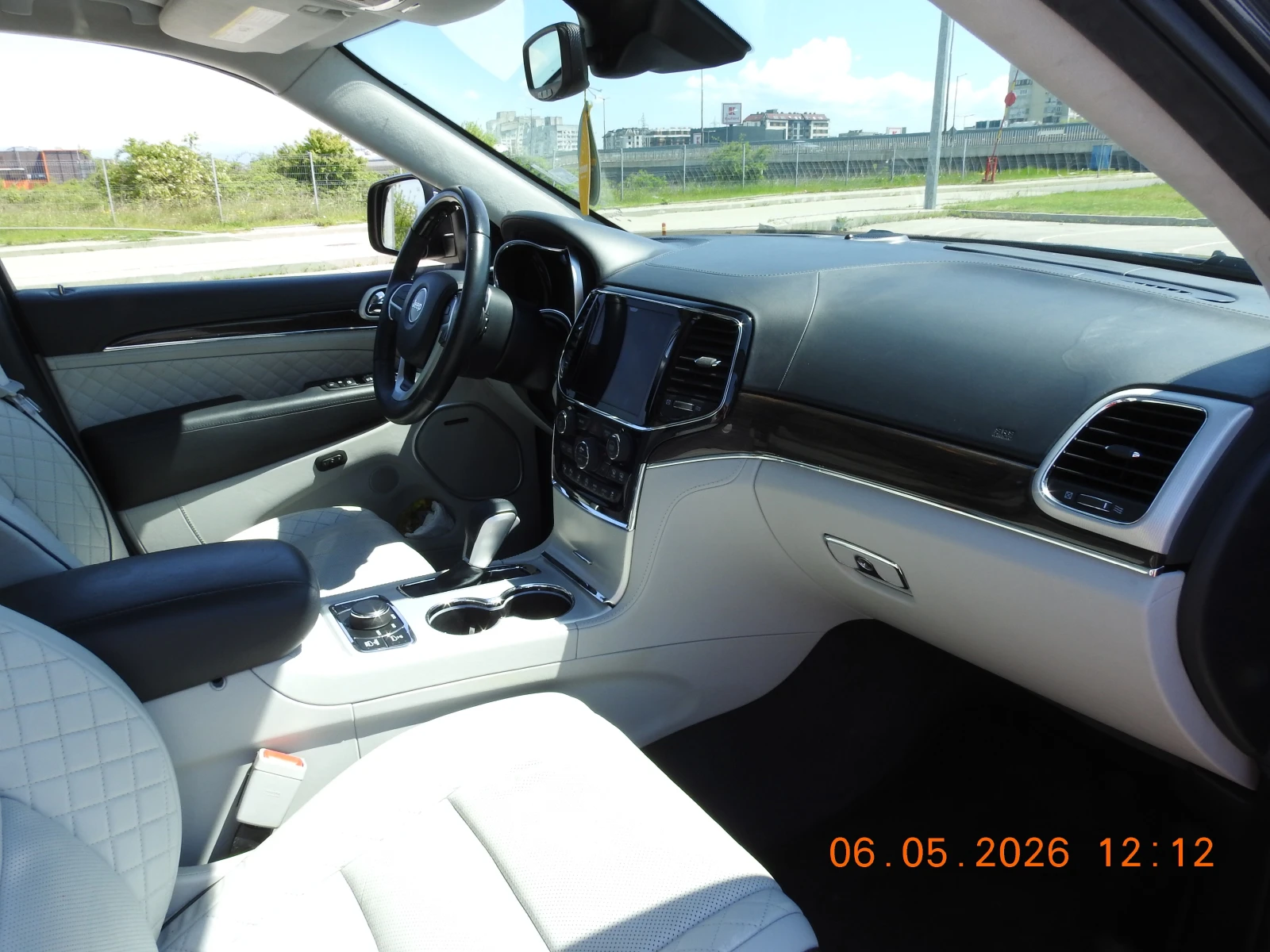 Jeep Grand cherokee Summit, снимка 11 - Автомобили и джипове - 54440409