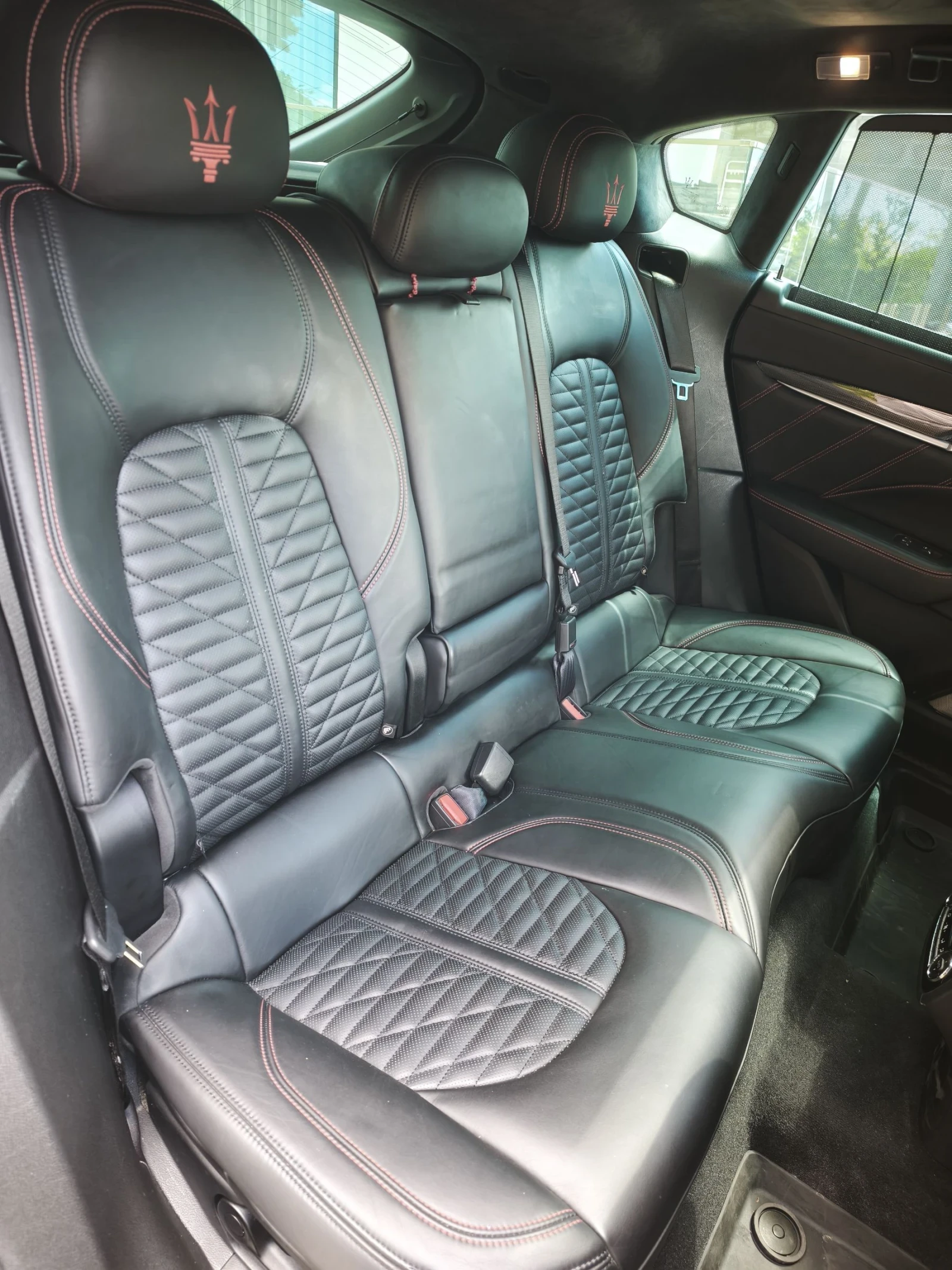Maserati Levante V8 GTS 550hp Trofeo FULL MAX, снимка 12 - Автомобили и джипове - 54670752
