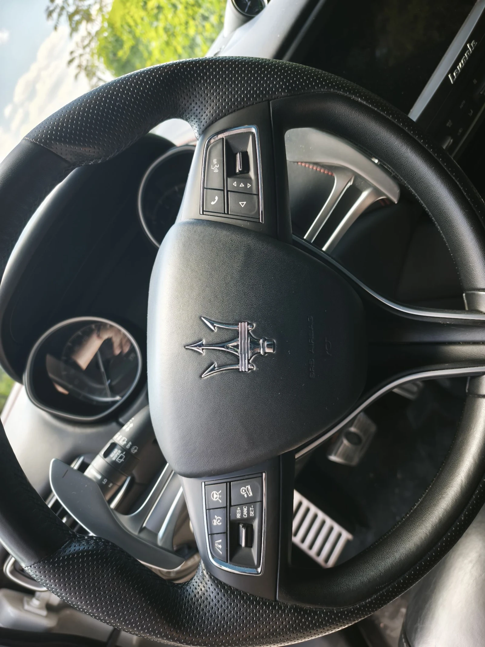 Maserati Levante V8 GTS 550hp Trofeo FULL MAX, снимка 9 - Автомобили и джипове - 54670752
