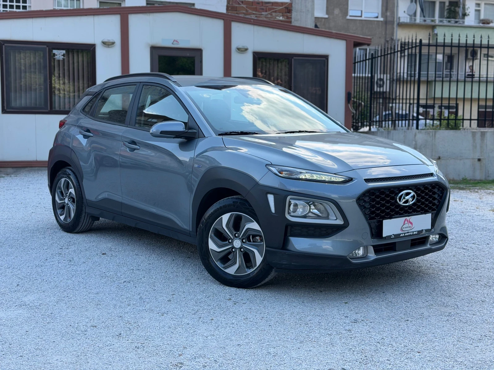 Hyundai Kona 1.6i* HYBRID* FULL HISTORY-133 000 км.* TOP, снимка 3 - Автомобили и джипове - 54823835