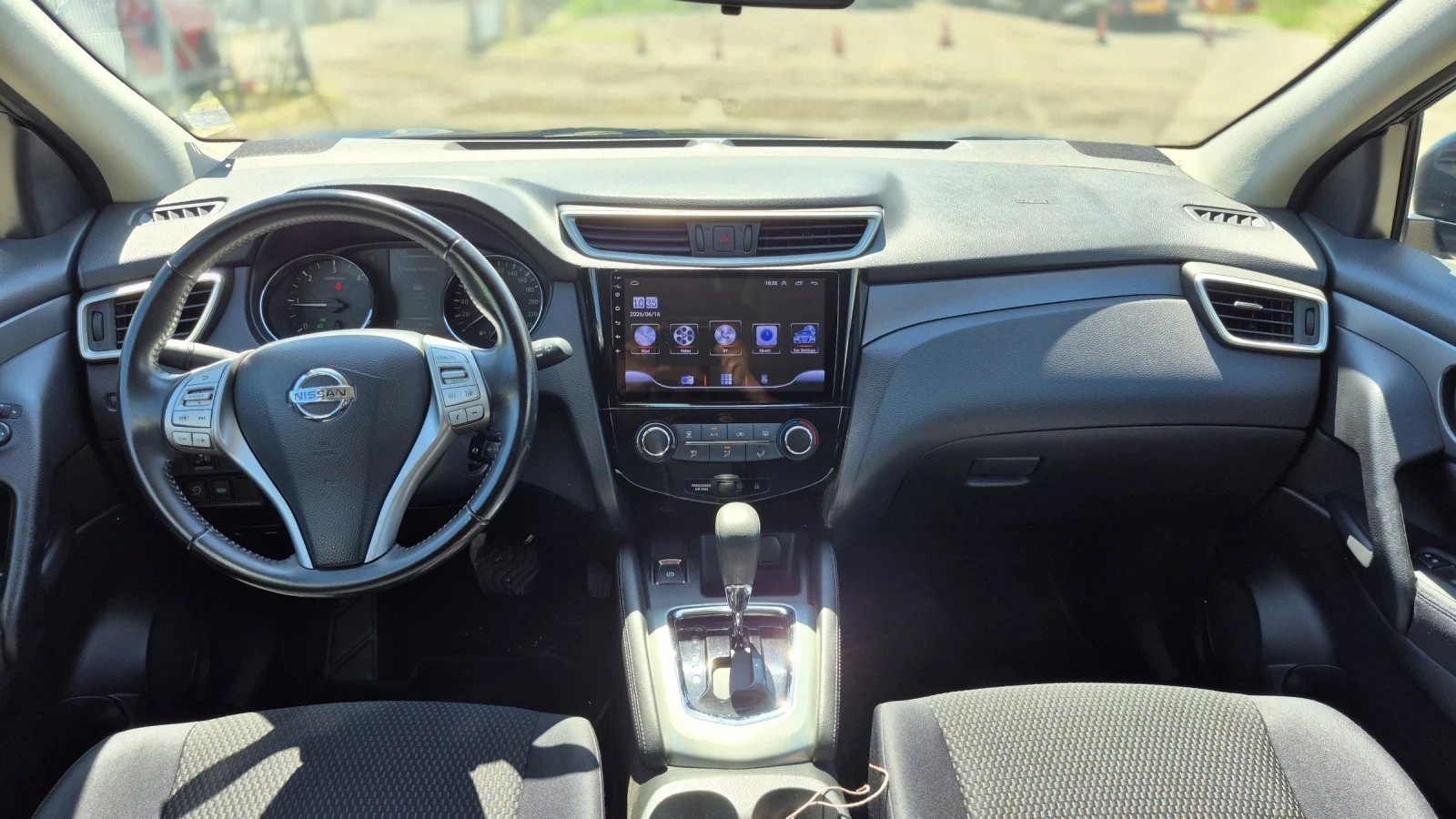 Nissan Qashqai 1.6 TDI * LED * Неразличим от нов * Автоматик, снимка 9 - Автомобили и джипове - 54924876